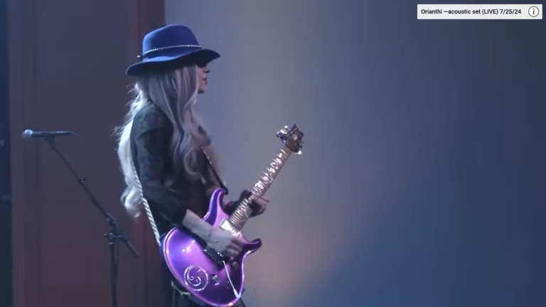 Orianthi spielt Santana…